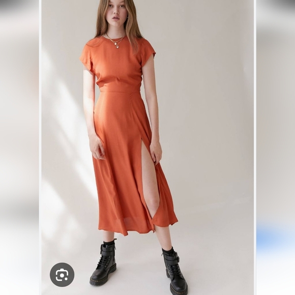 Urban Outfitters Open-Back Orange Dress w/ High Slit Small Flowy Lightweight - Picture 1 of 6